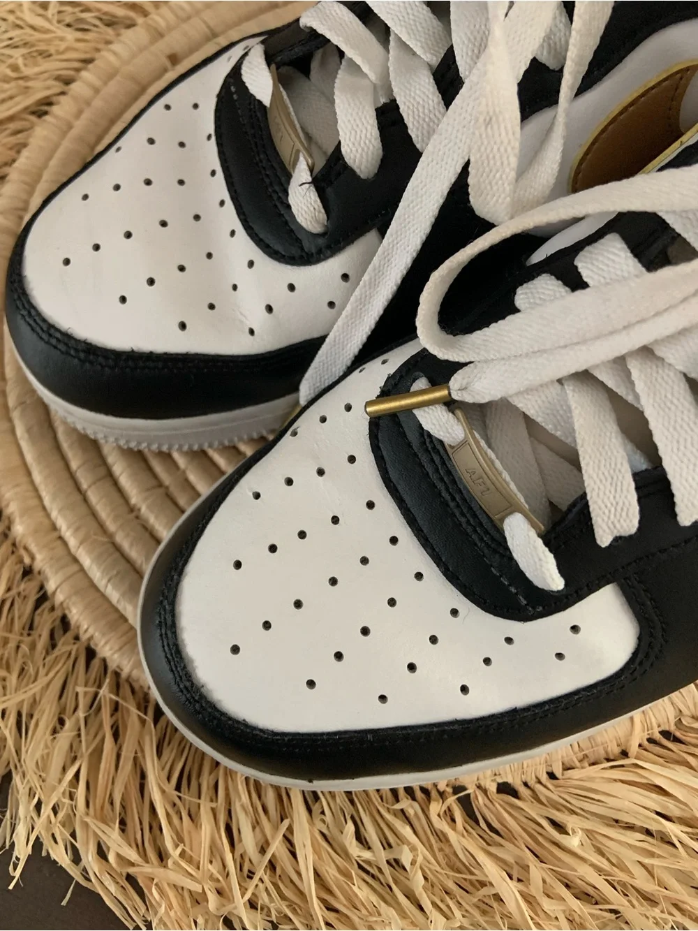 NIKE Men’s Air Force One Black White Gold Sneakers Size 10.5
